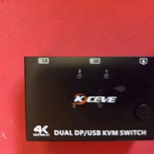 4K Dual DP/USB KVM Switch